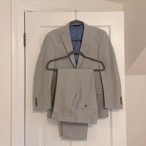 New Jos.A.Bank men’s slim fit suit light grey